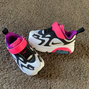 Nike shoes size 6